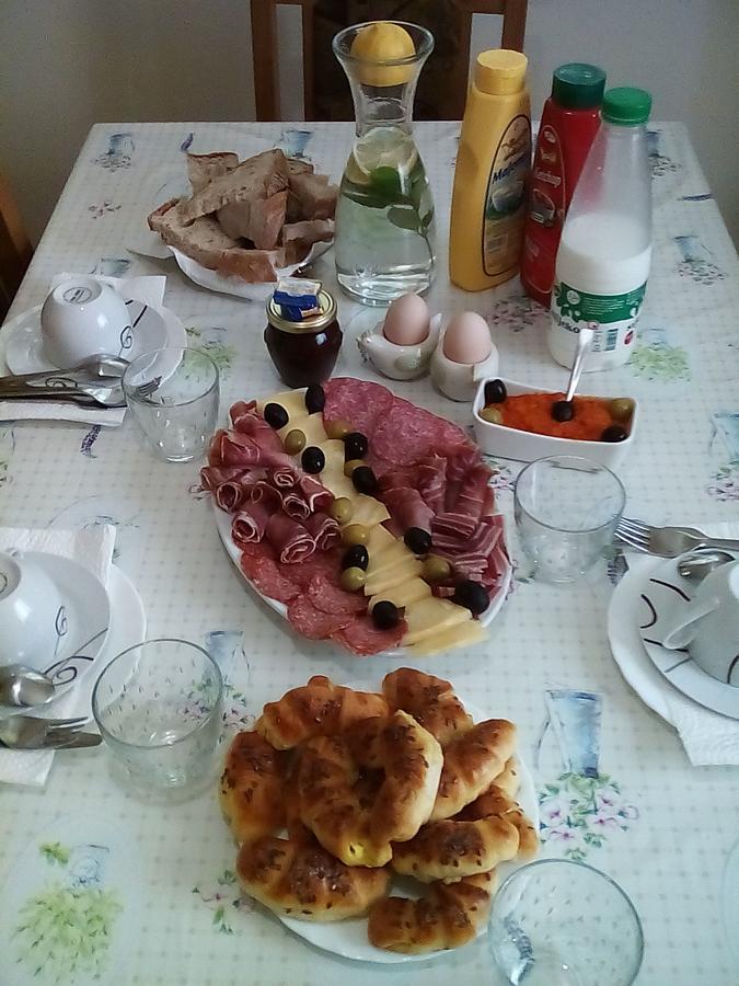 Apartman Rosa Apartment Скрадин Екстериор снимка